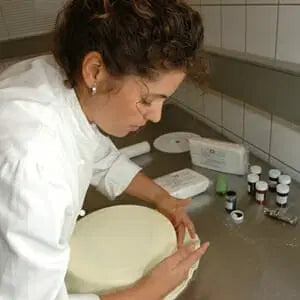 Pasta di zucchero stesa in rotolo Arctic White®